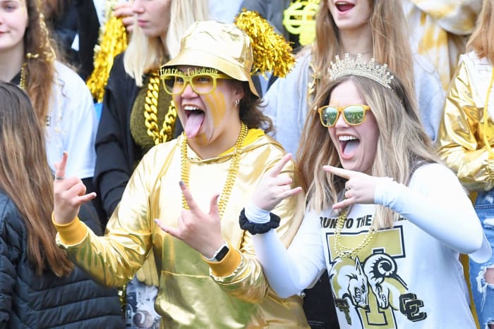 Tualatin.Central-Catholic.6A-football-final.Leon-Neuschwander.78